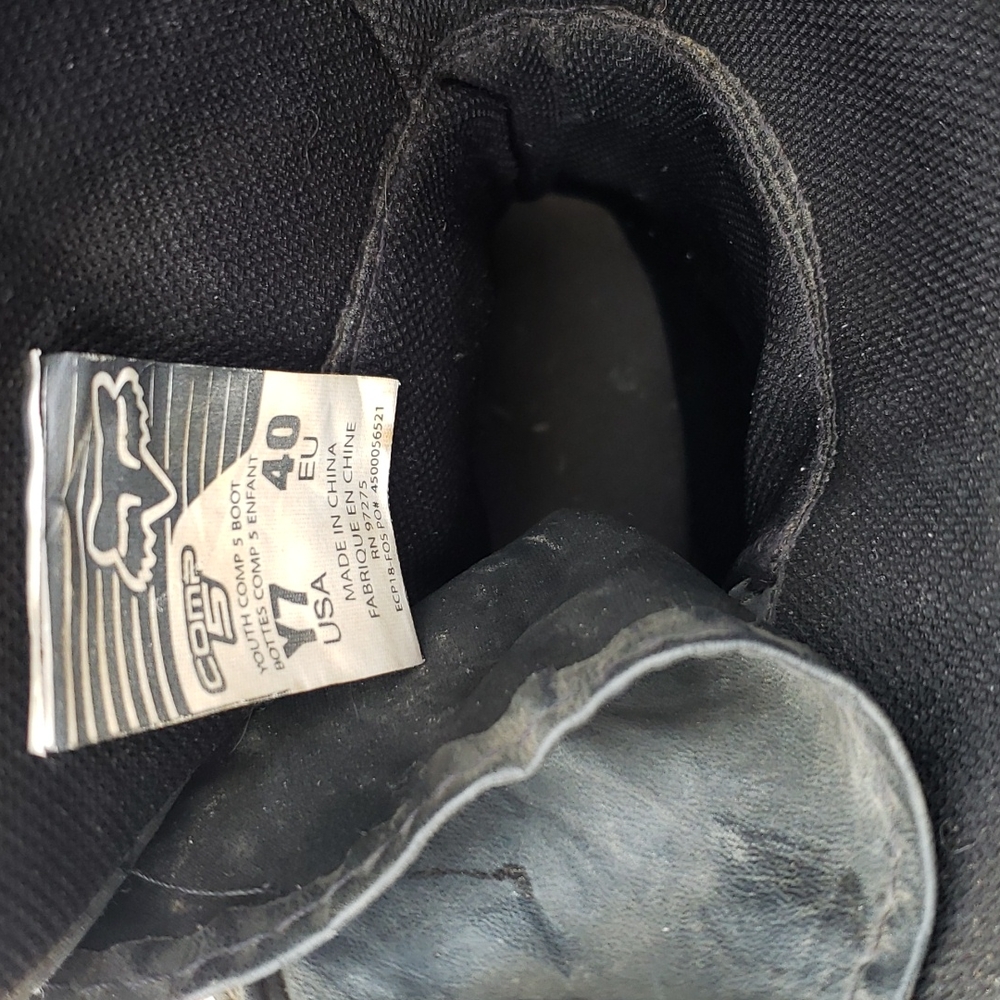 Youth Comp 5 Boot
